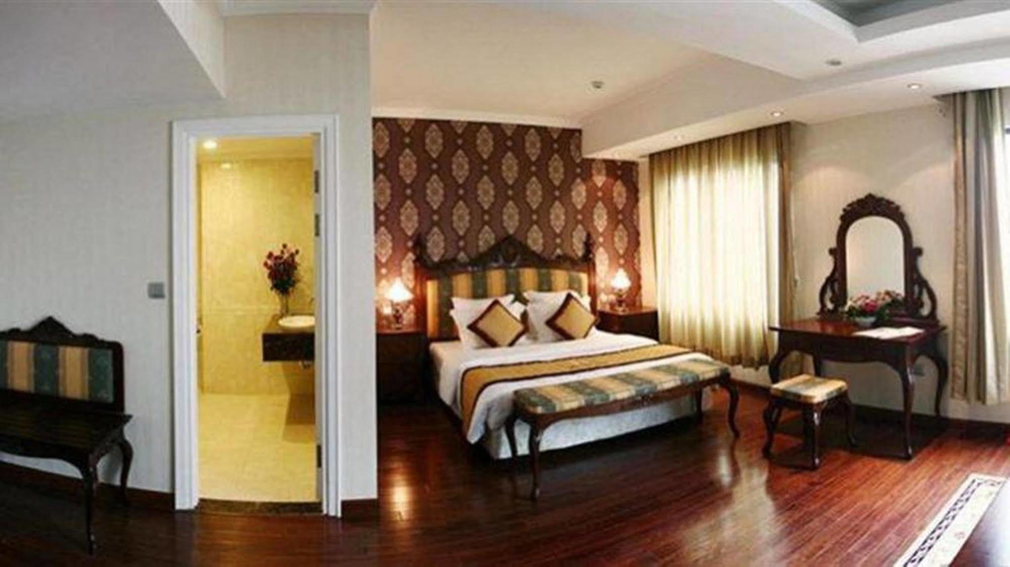 Hotel Royal Gate Hanoi