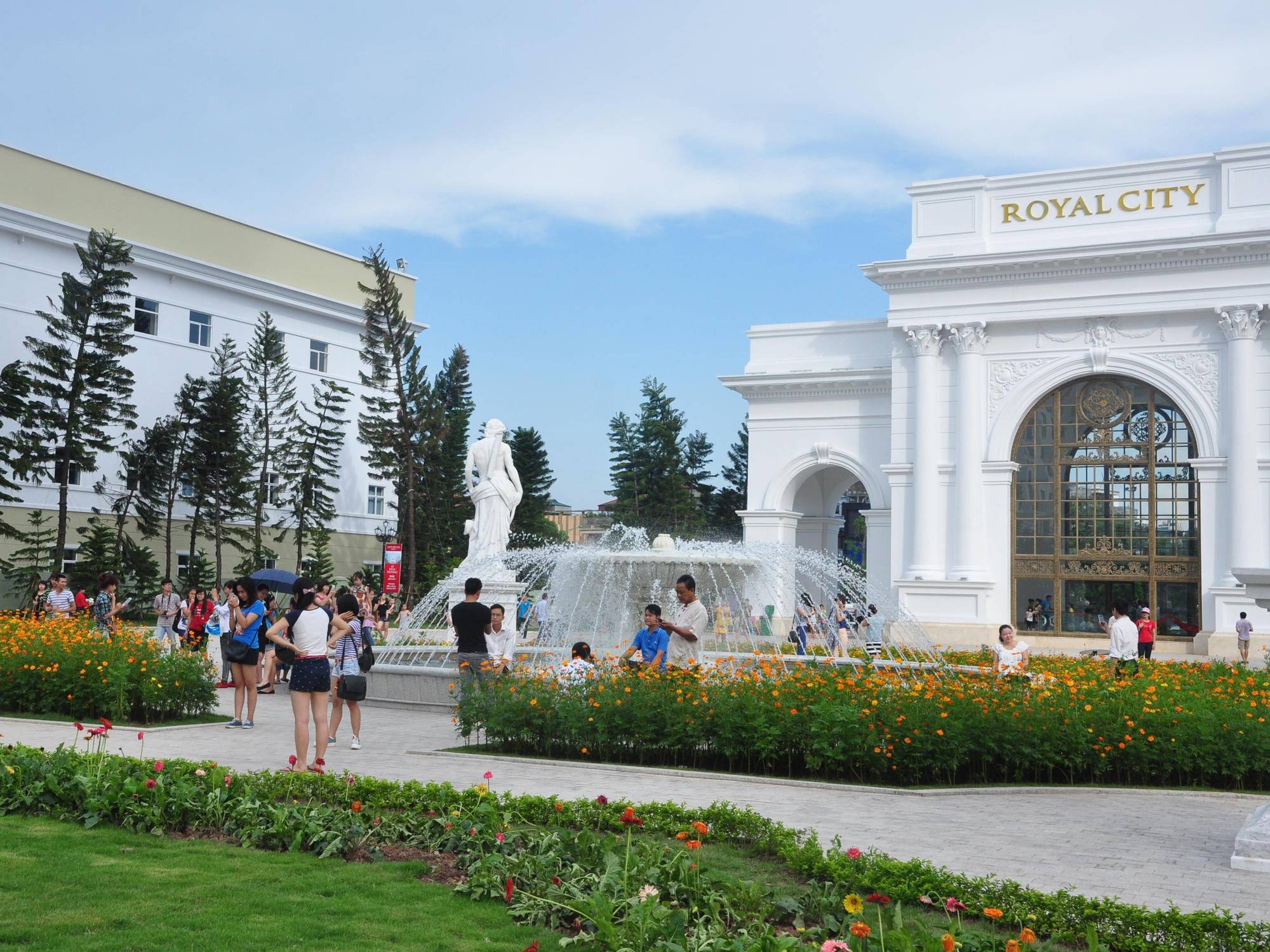 Vinhomes Royal City Aparthotel 5*