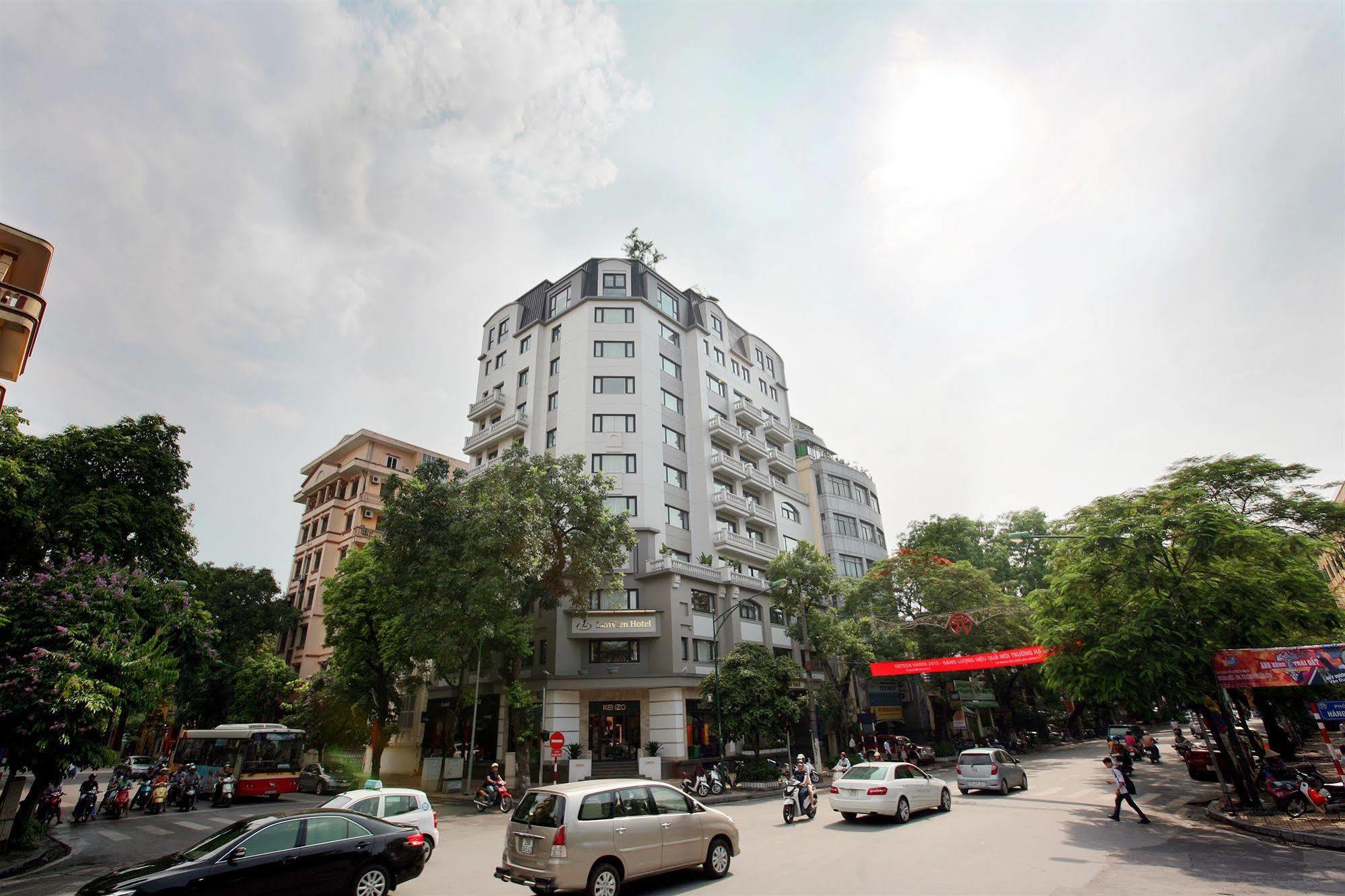 Lan Vien 4* Hanoi