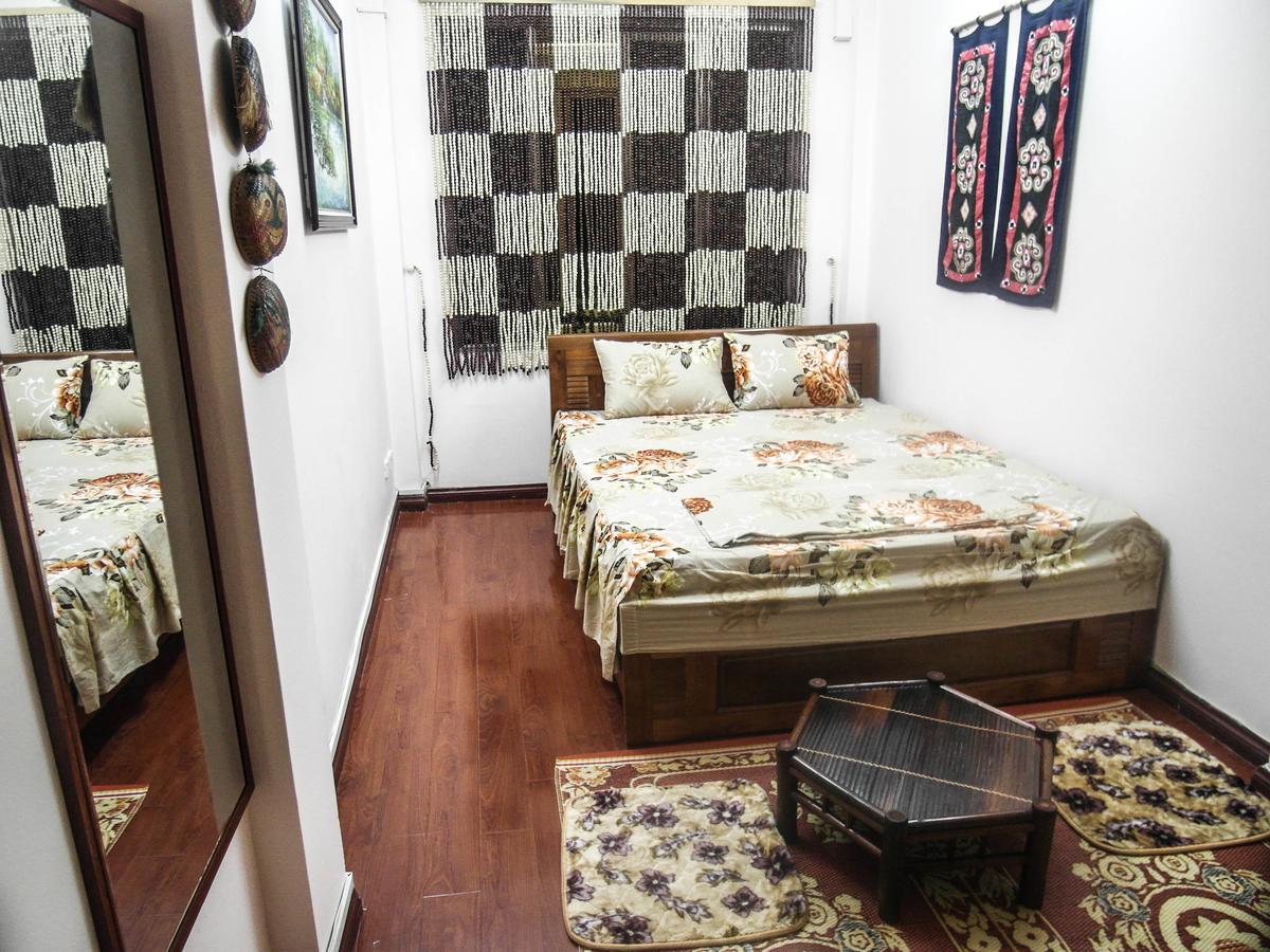 Hanu's House