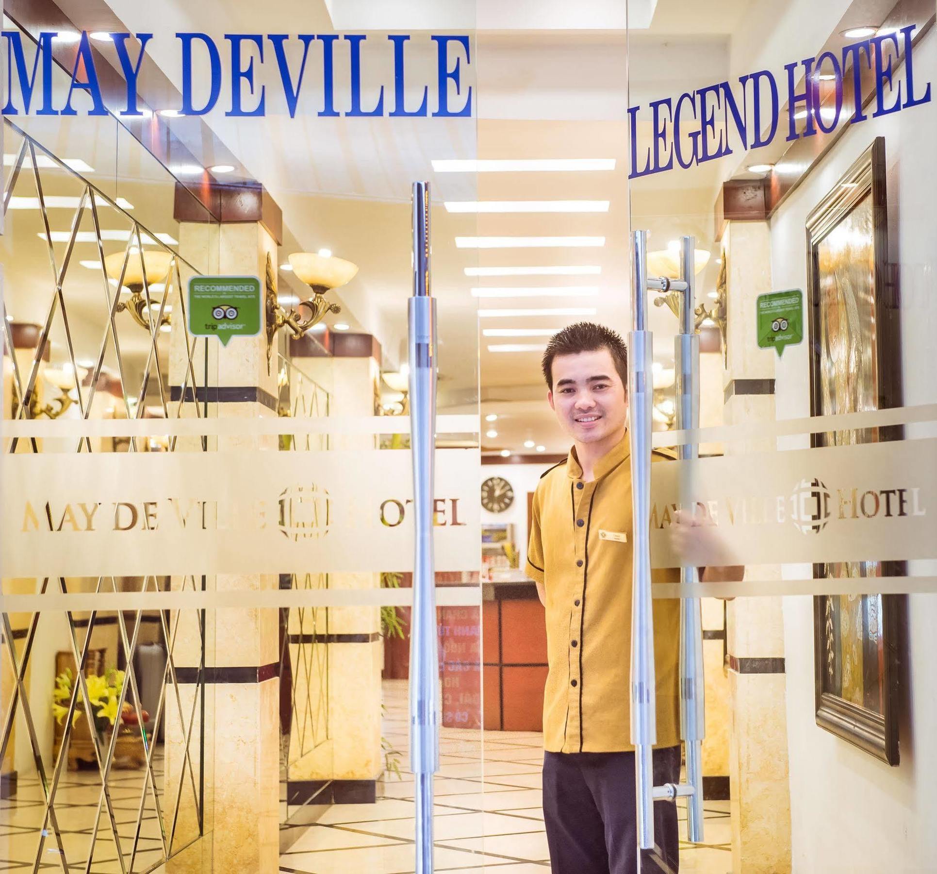 Hotel De Legend