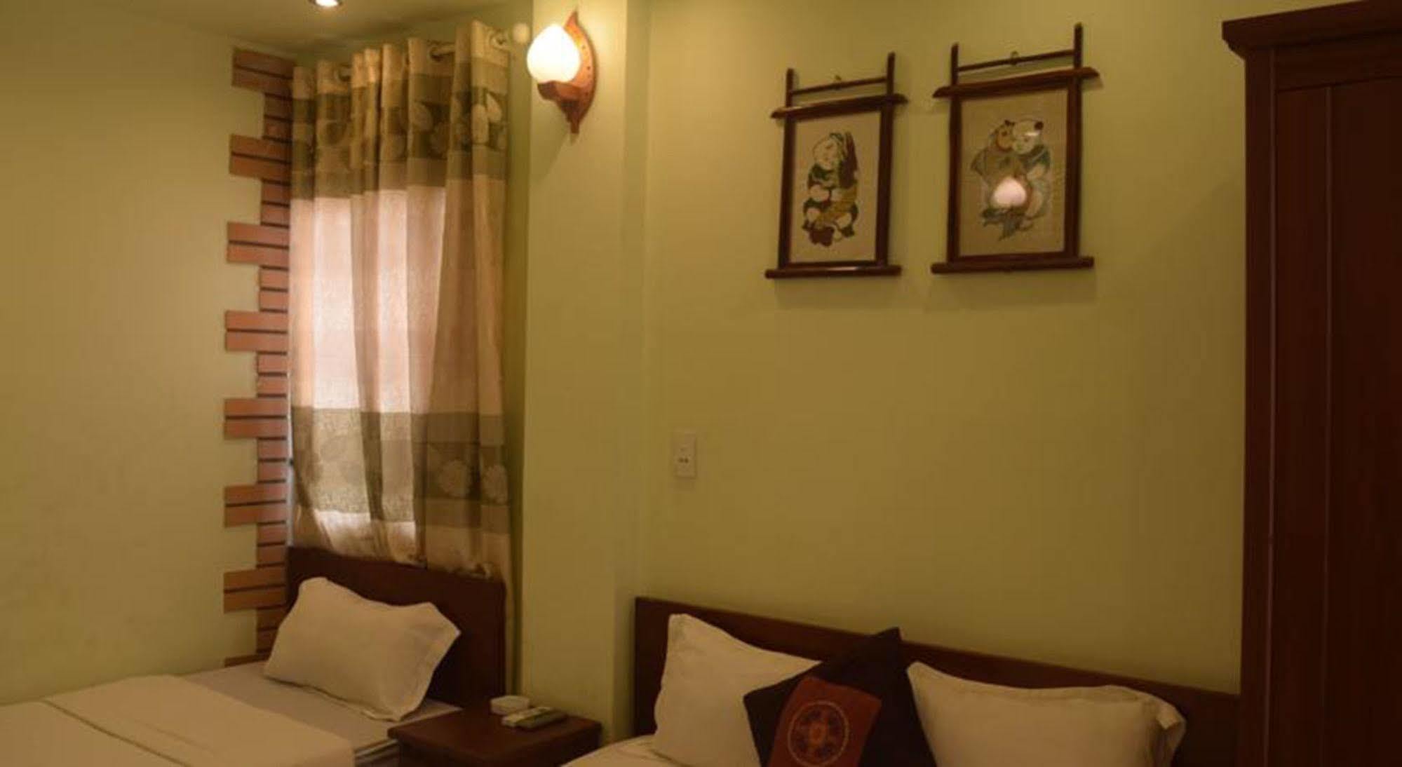 Hostel Massive Hanoi