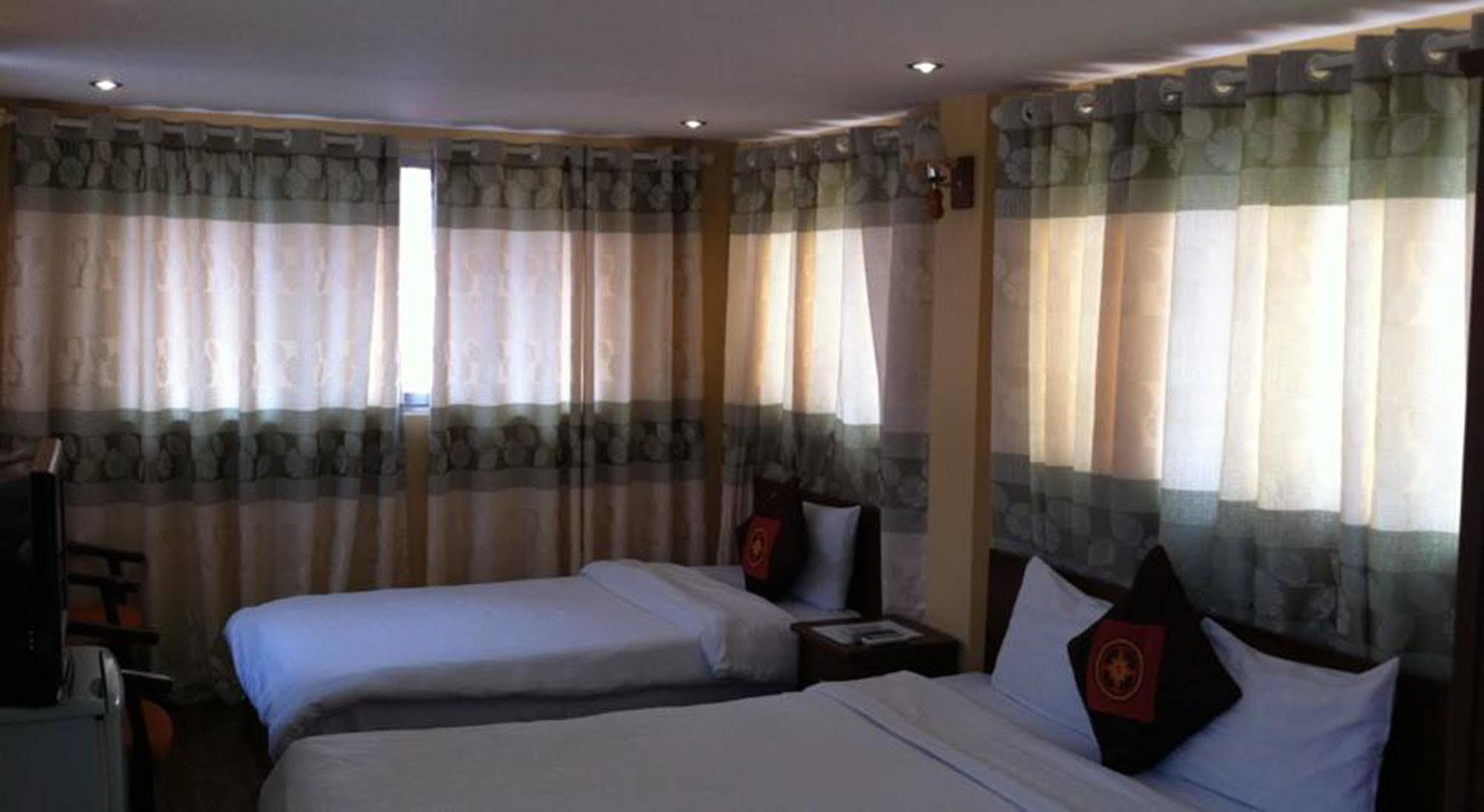 Massive Hostel