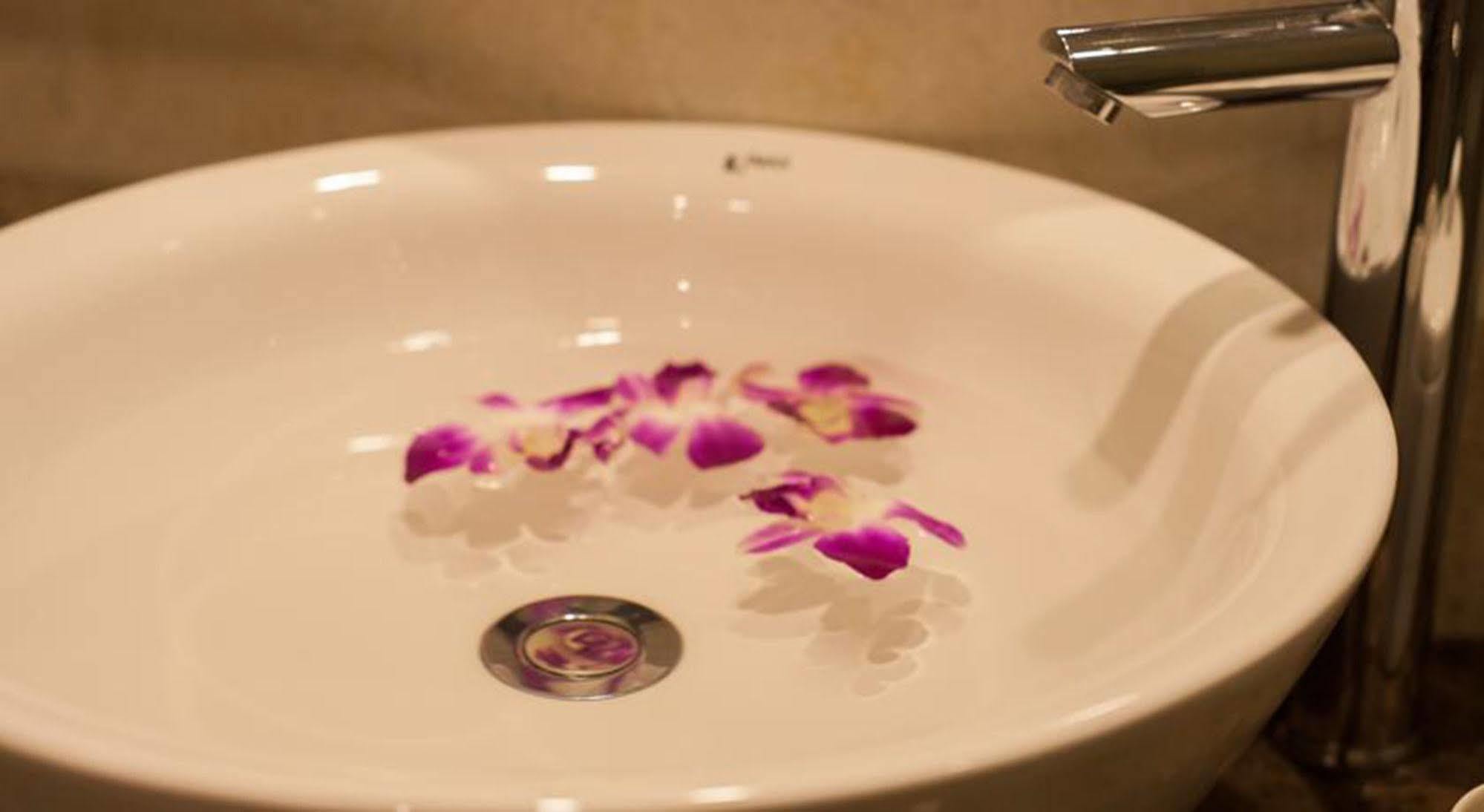 Serenity Diamond Hotel 3*
