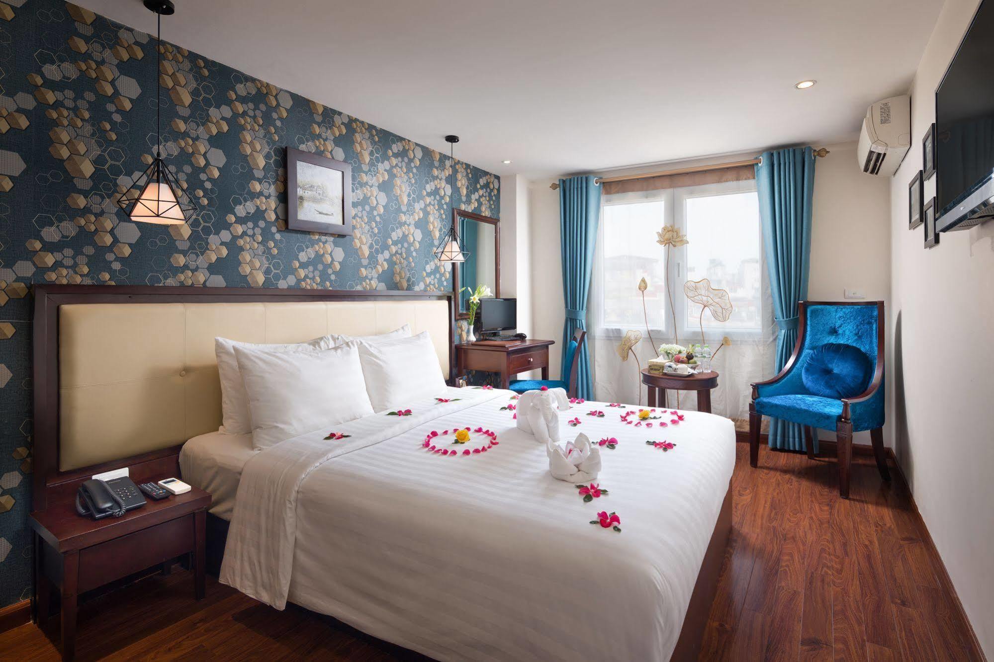 Hotel Serene Premier