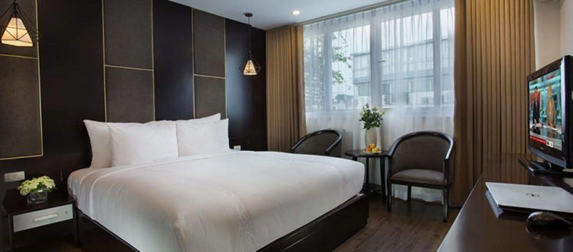 Hotel La Sante & 4*