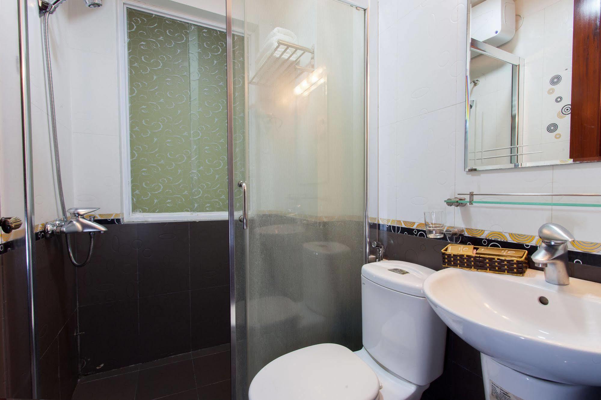 Queen Light Hotel Hanoi
