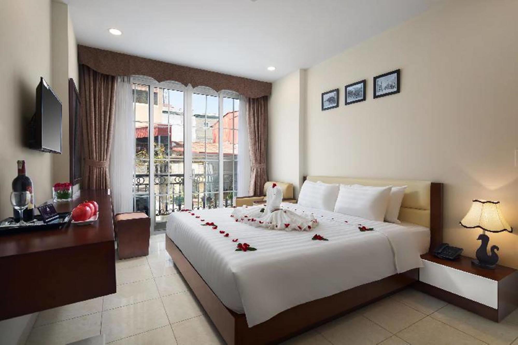 Hotel Dream 3*