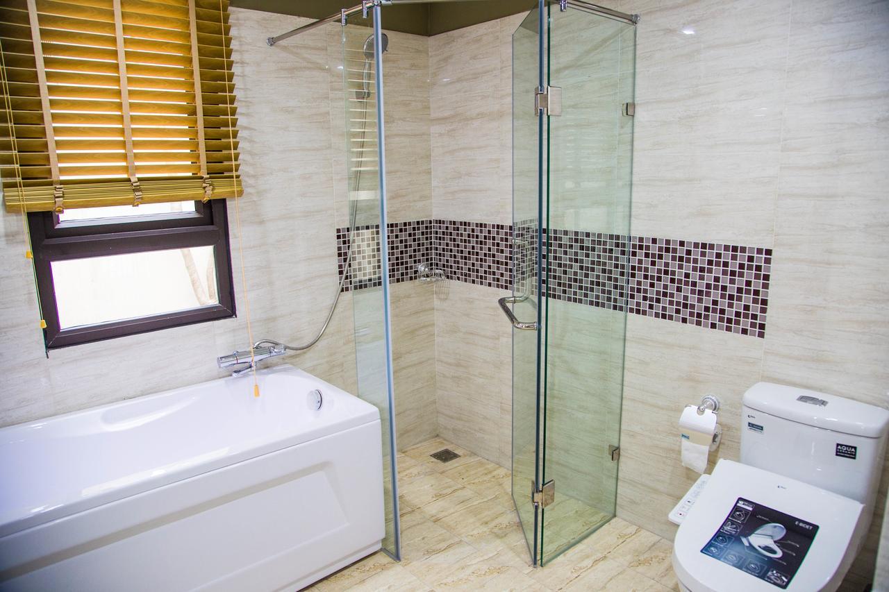 Eco House Aparthotel 3*