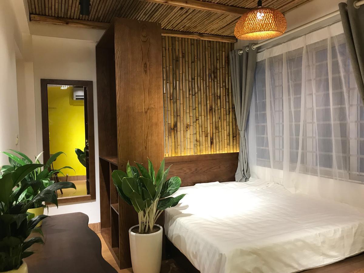 The Autumn Homestel Hotel
