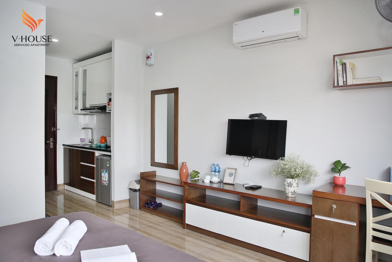 V House 6 Serviced