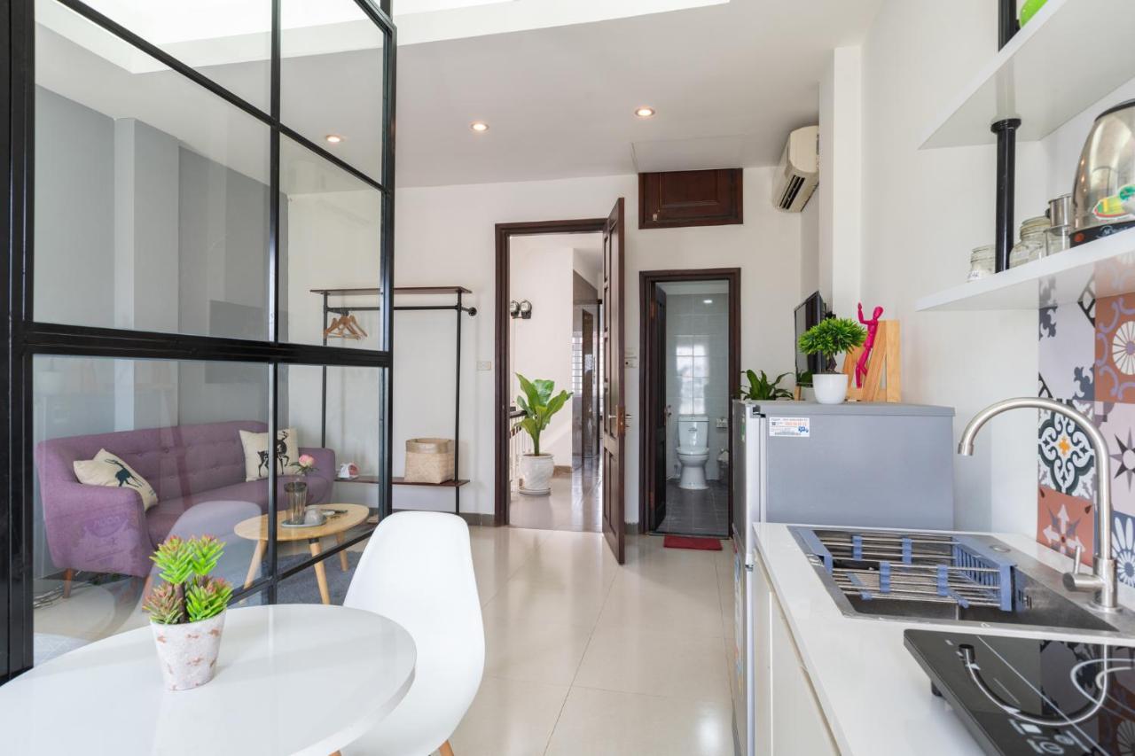 Sazi Homestay 97 Van Cao Building Khách sạn hẻo lánh