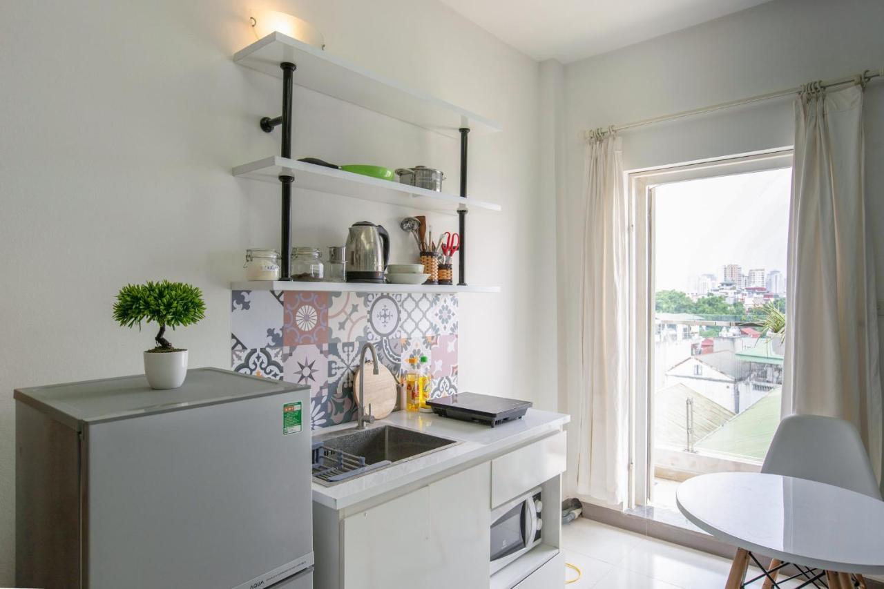 Khách sạn hẻo lánh Sazi Homestay 97 Van Cao Building *
