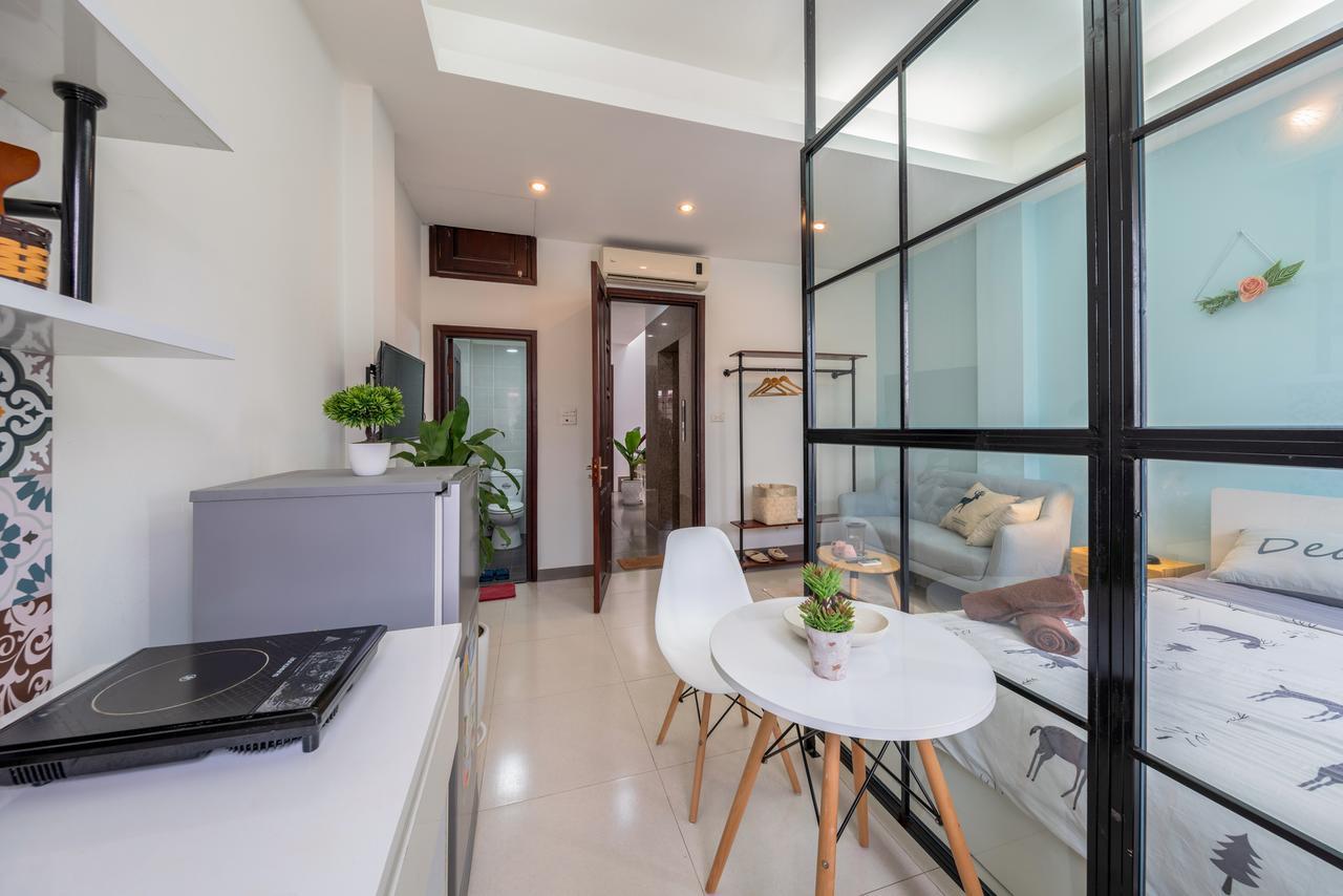 Khách sạn hẻo lánh Sazi Homestay 97 Van Cao Building *