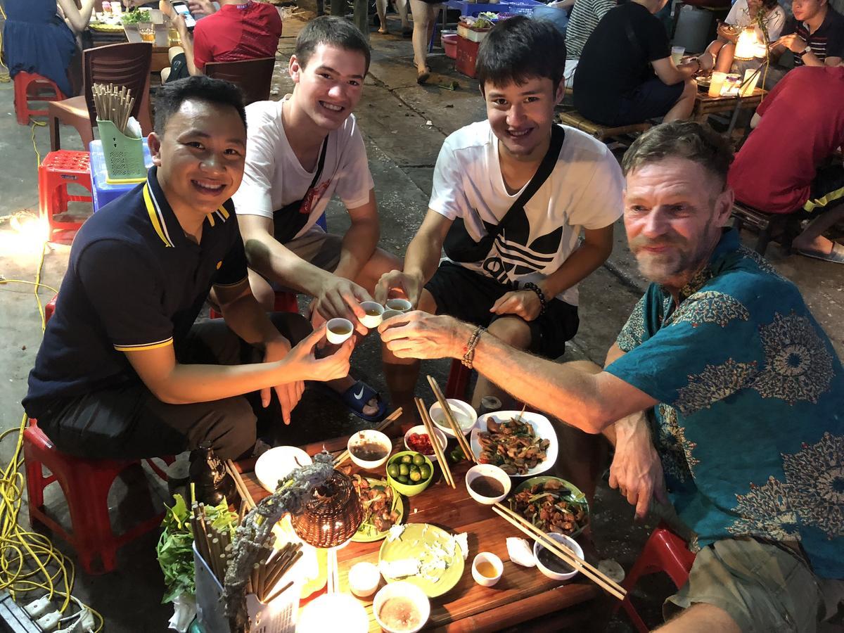 Hostel Vietnam Cheers *