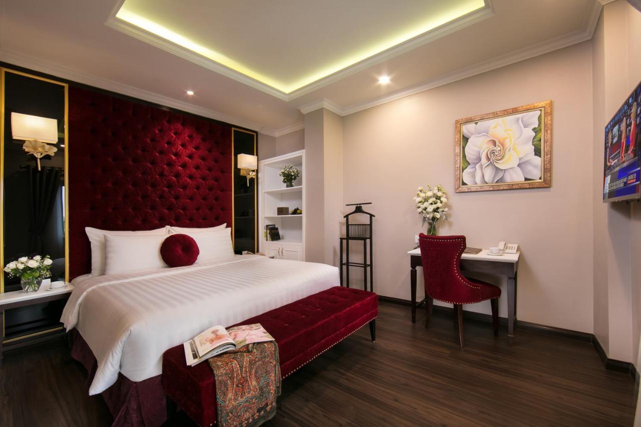 Hotel L'heritage Centre & 4*