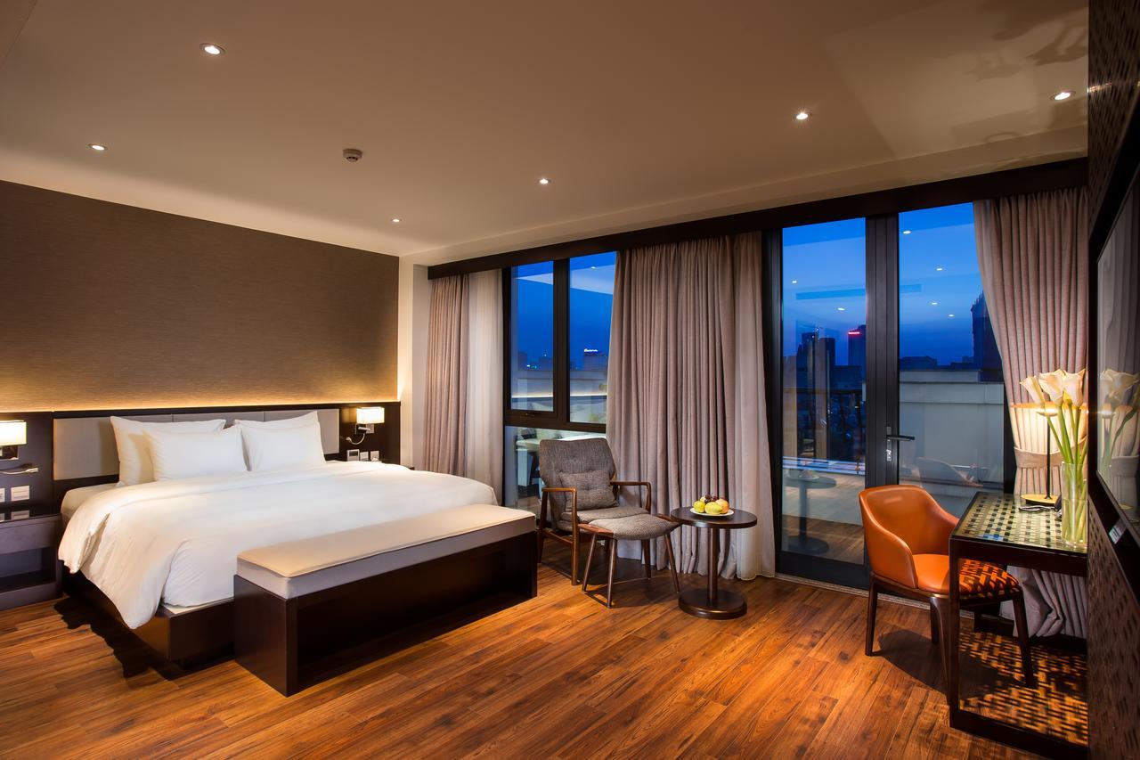 Hotel Grandiose & Hanoi