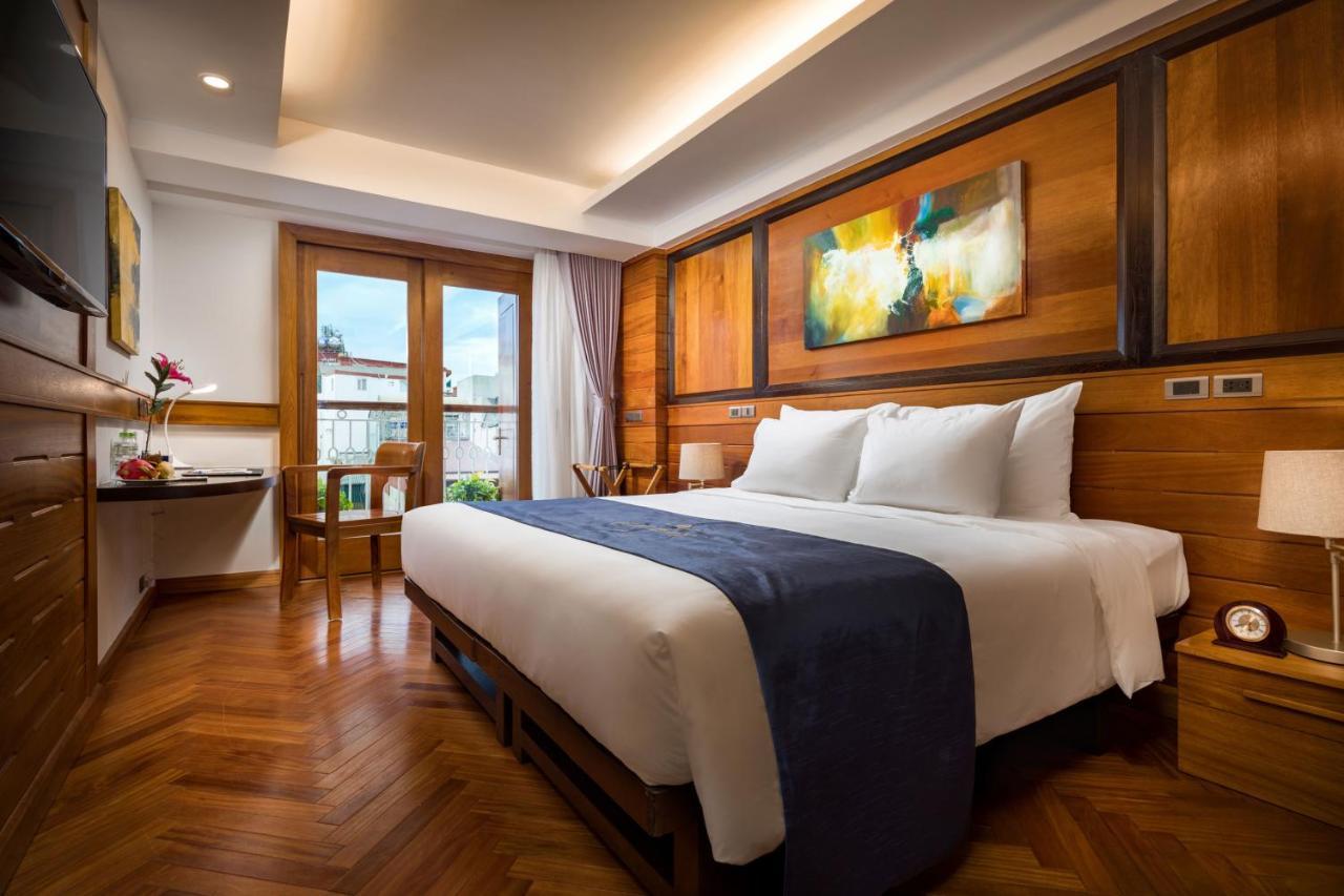 Bay & Restaurant Hotel