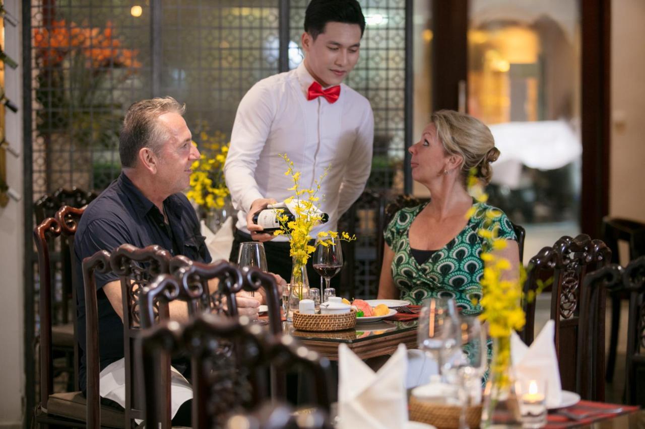Hong Ngoc Dynastie Boutique & Hanoi