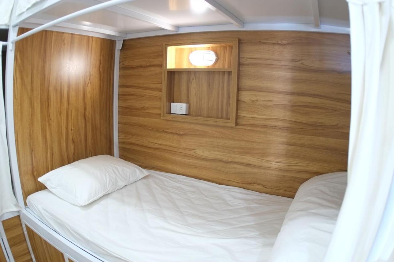 Capsule hotel Tam's