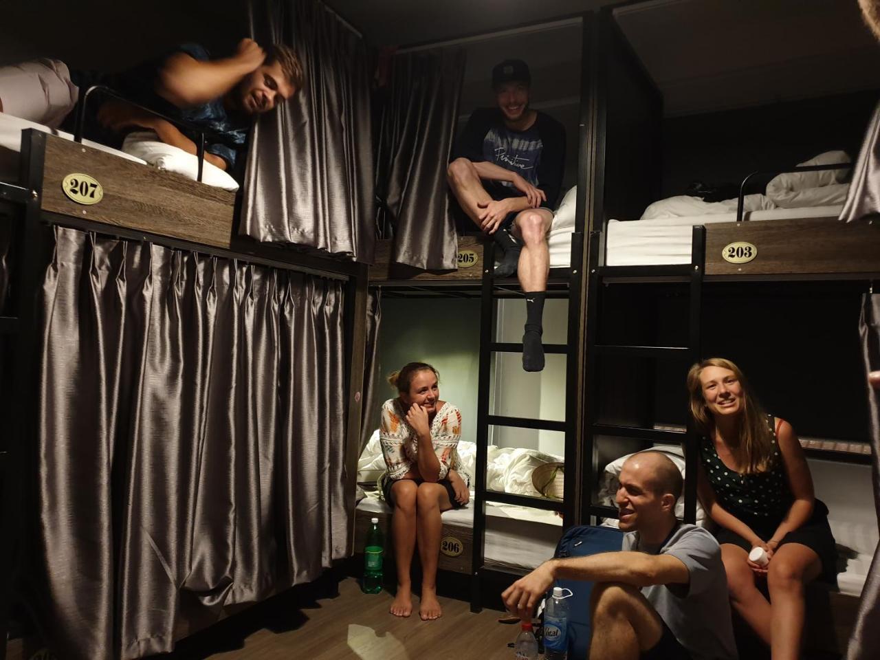 Vietnam Cheers Hostel