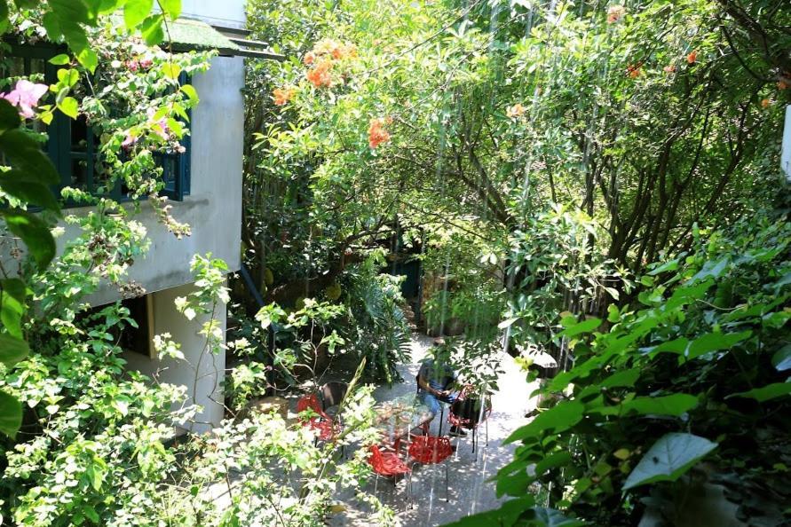 Lodge Polygon Art And Homestay *