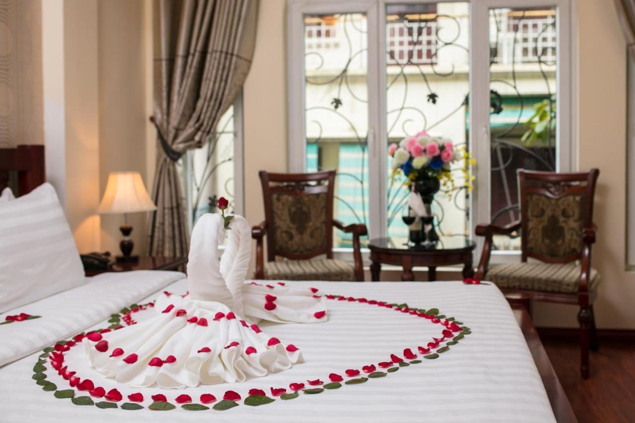 Ritz Boutique Hotel 3*