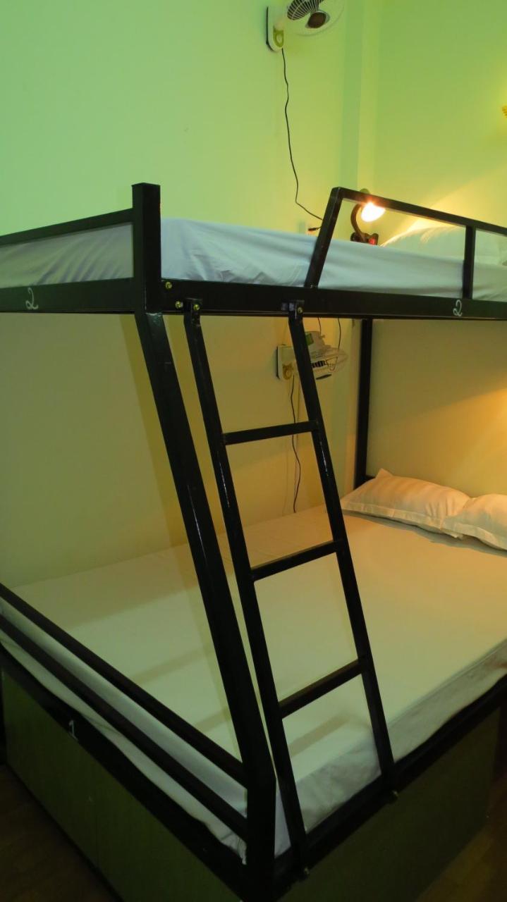 Hostel Massive