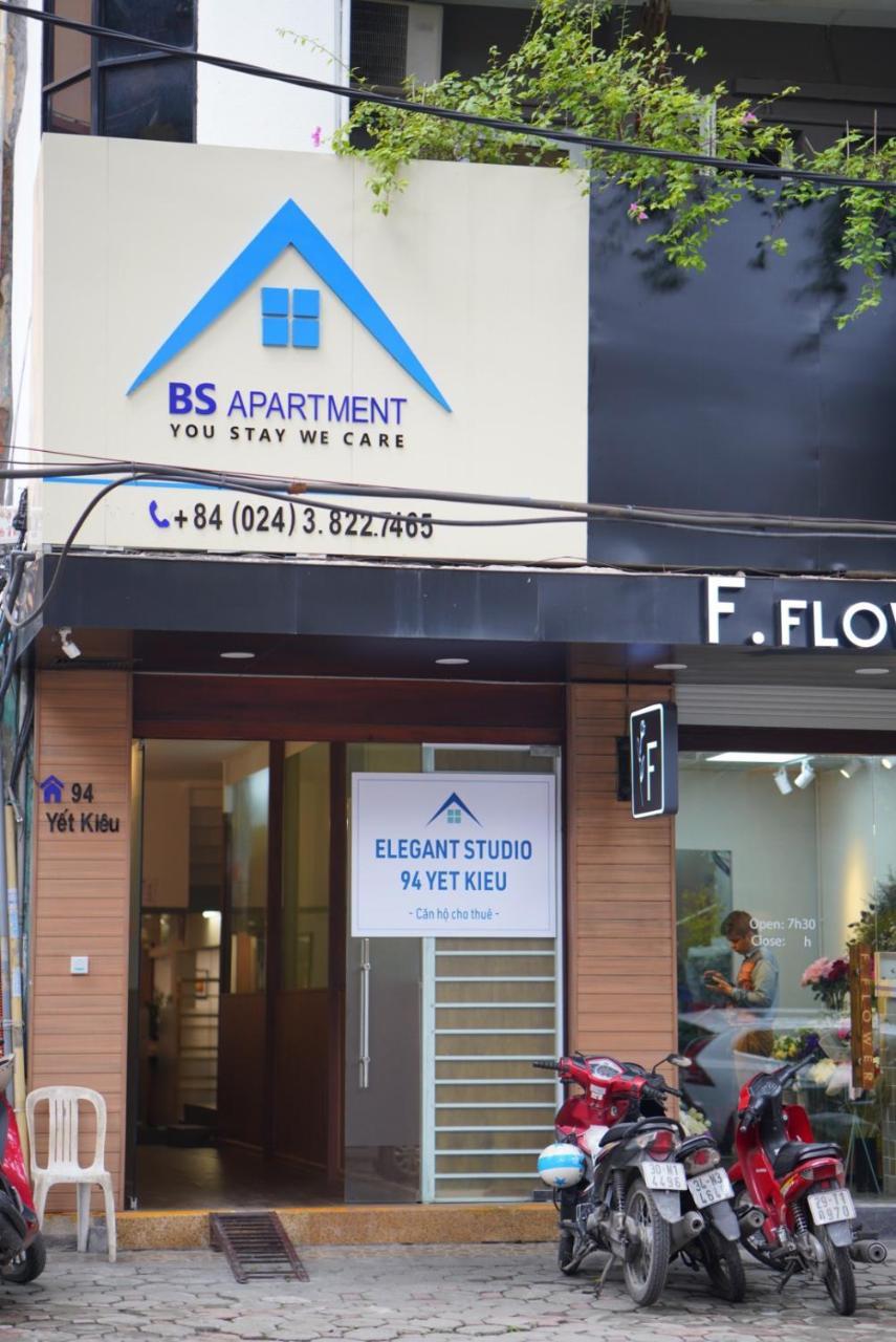Elegant Studio Yet Kieu * Hanoi