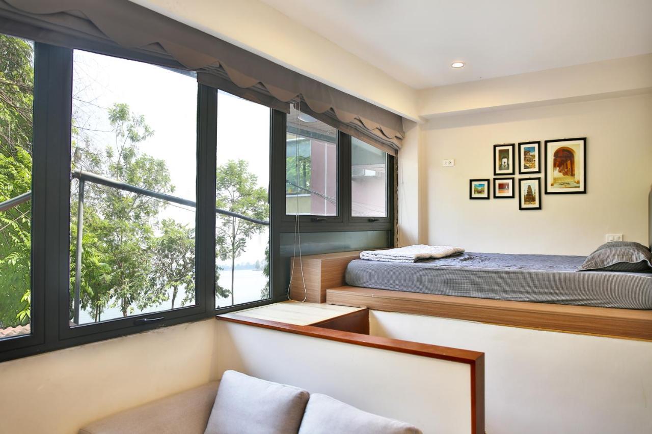 Lotus West Aparthotel 2*