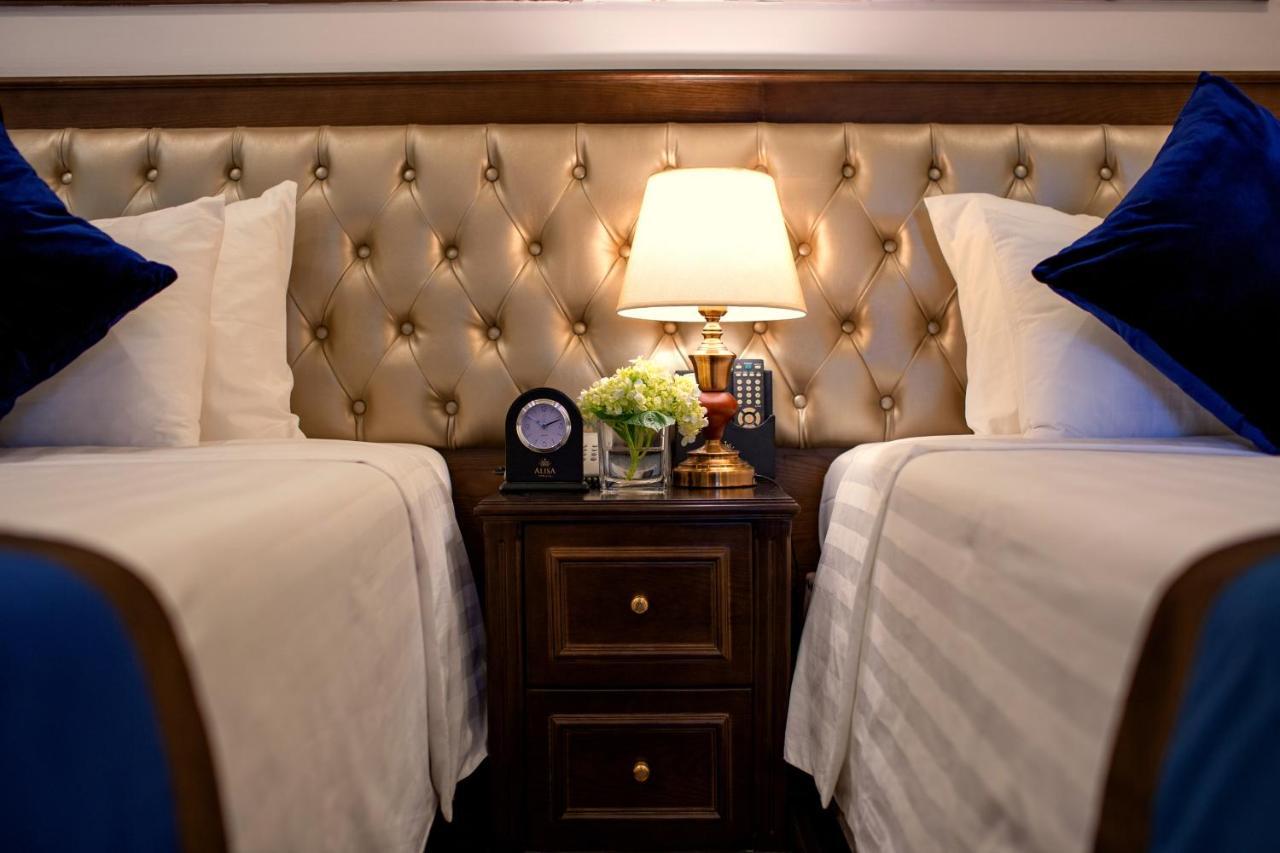 Hotel Alisa & 4*