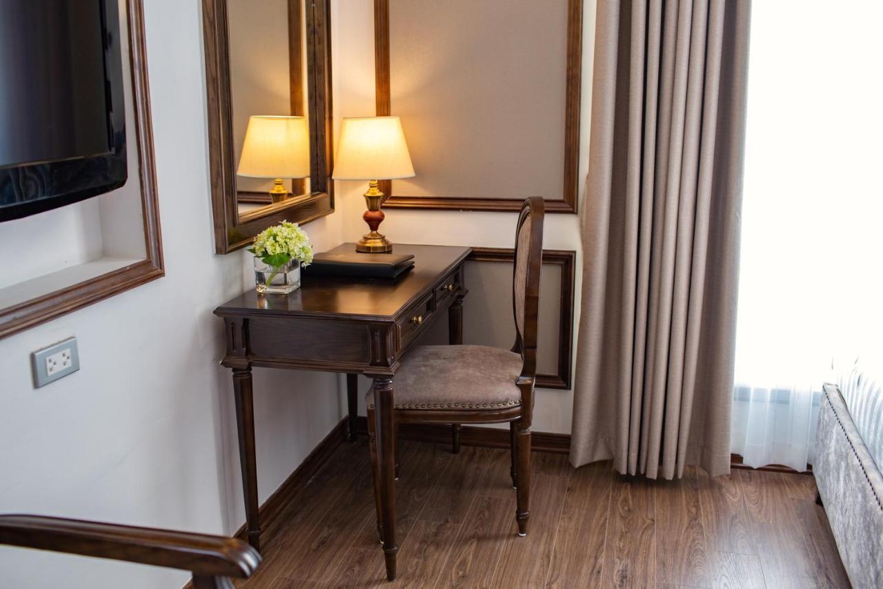 Alisa & Hotel 4*
