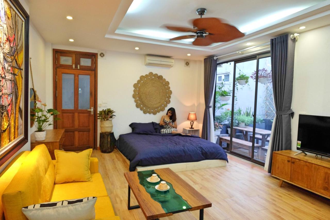Homestay The Gallery House *