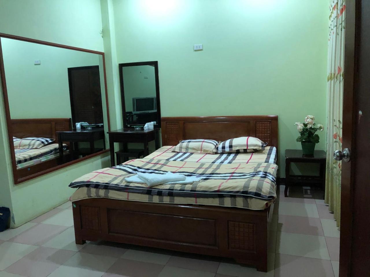 Nha Nghi An Phu 3*