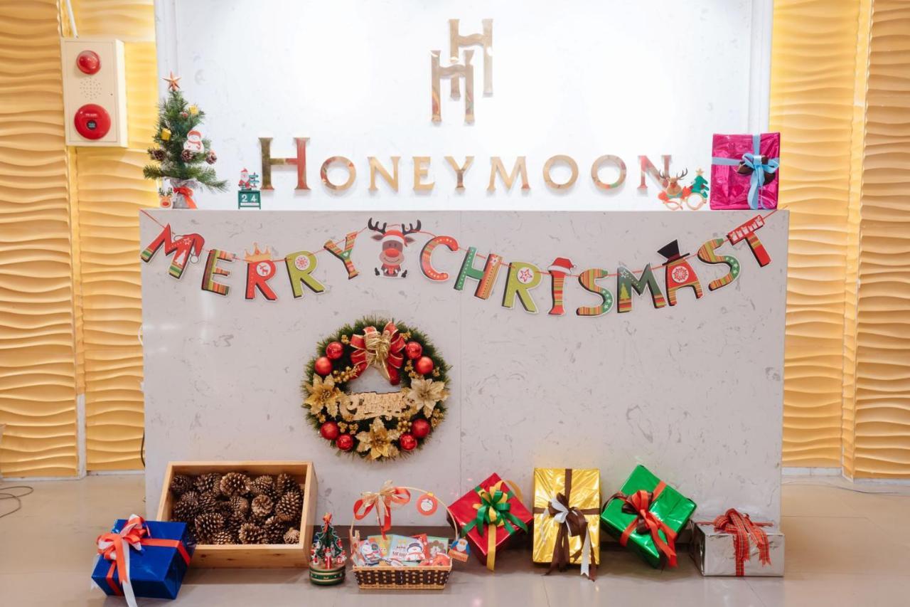 Honeymoon And Hotel Hanoi