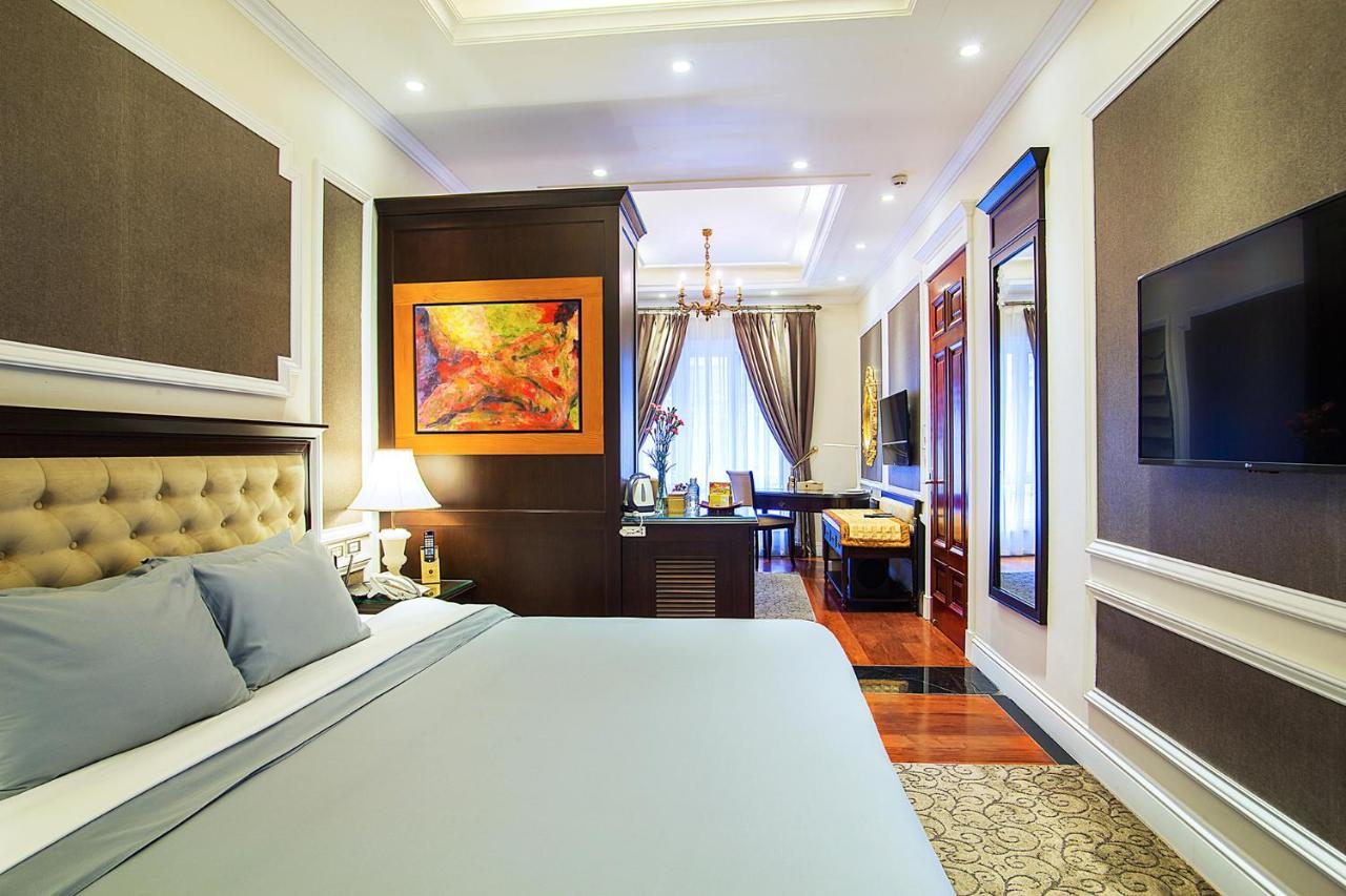 New Era & Hotel