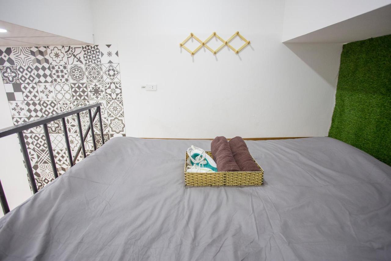 Kemkay Apartment