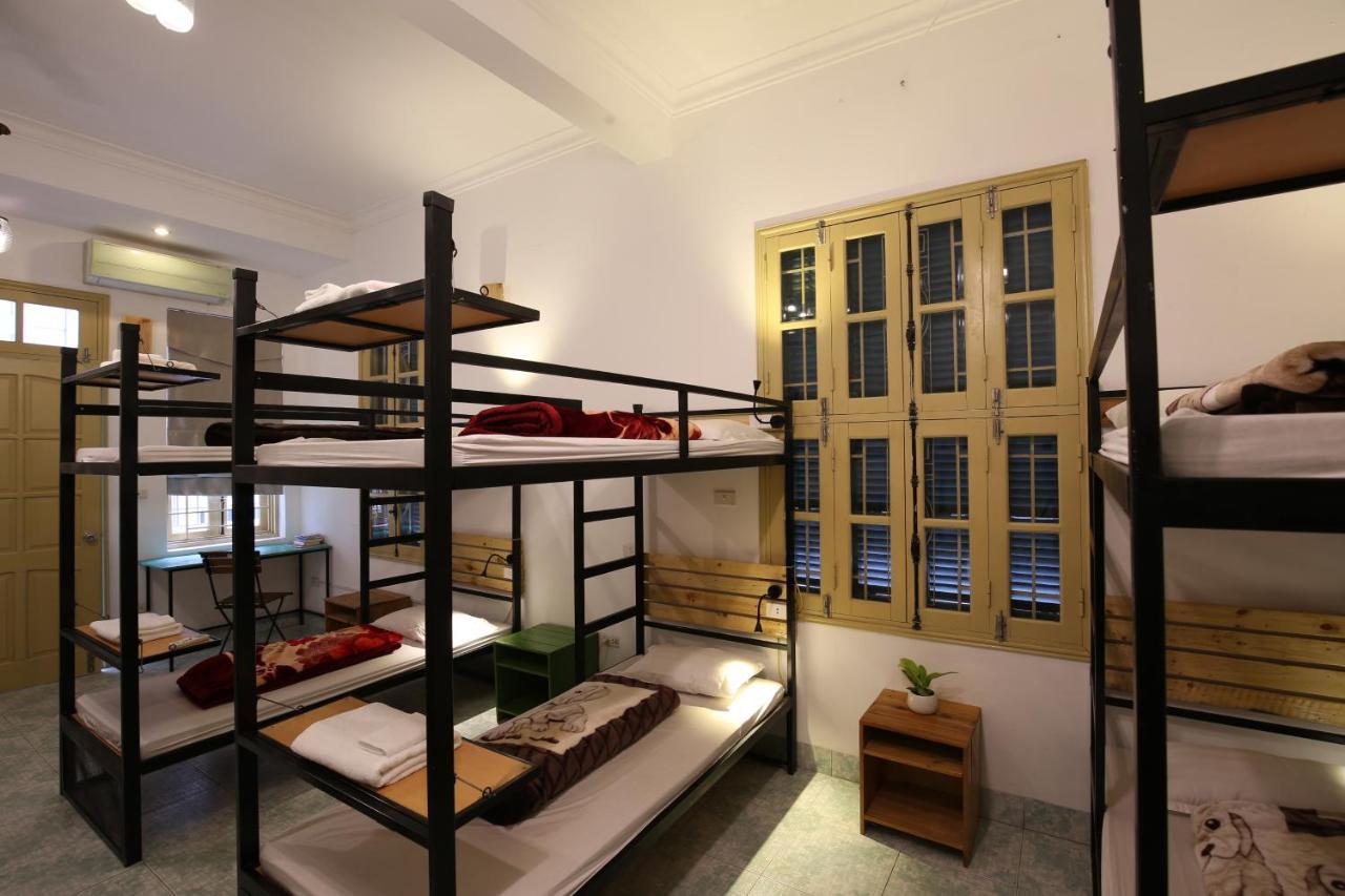 Minimalism Homestay Hanoi