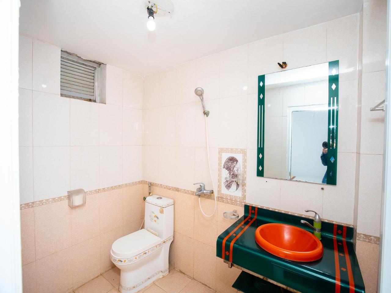 Hotel Phuong Dong
