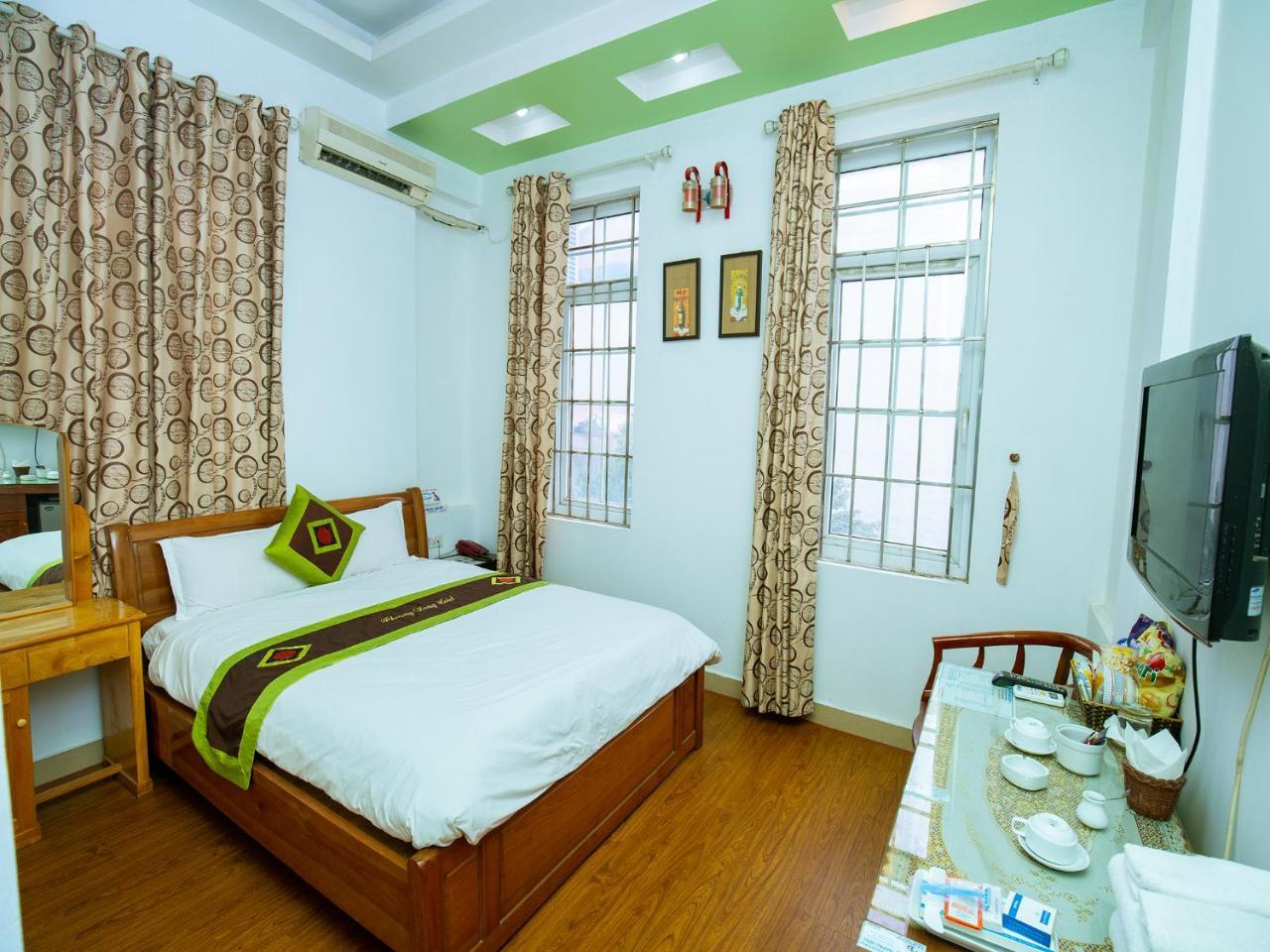Hotel Phuong Dong *