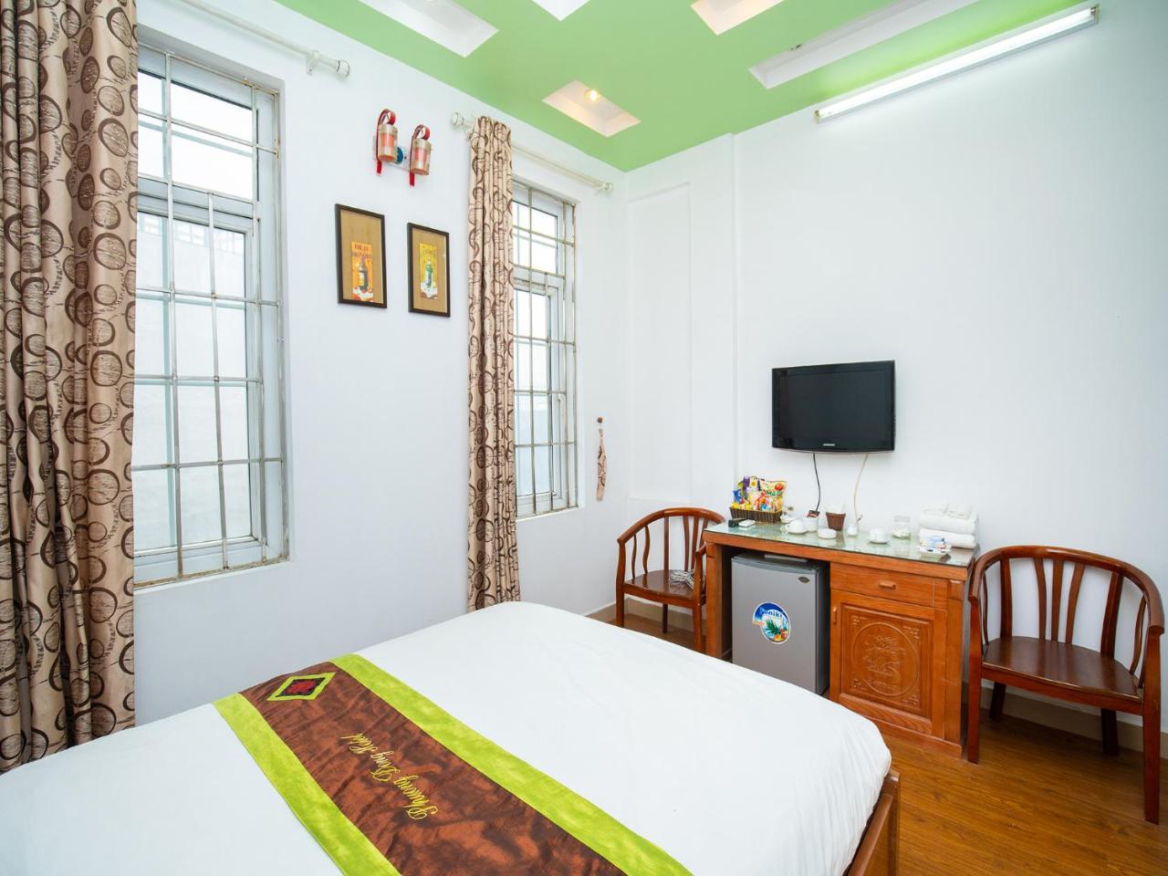 Hotel Phuong Dong Hanoi