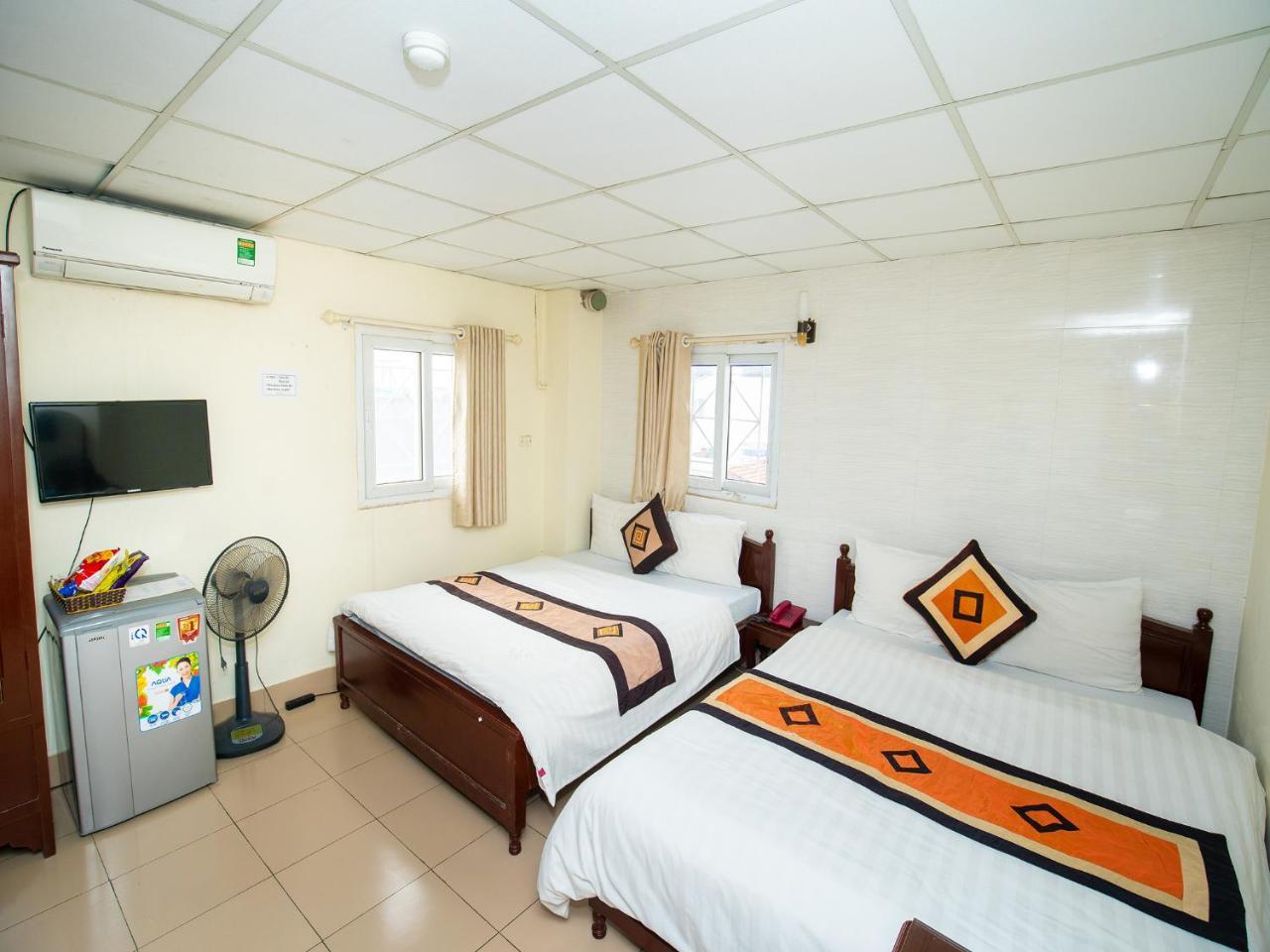 Ho Sen Xanh Hotel Hanoi