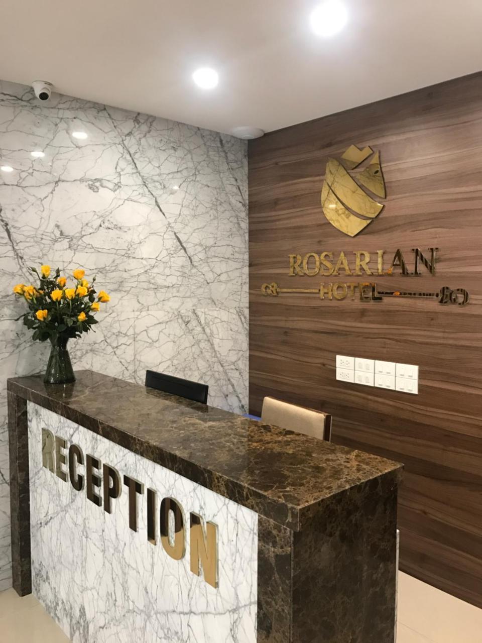 Rosarian Hanoi