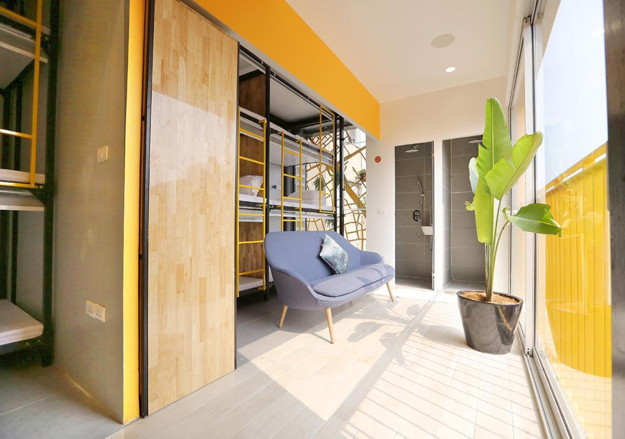 Hostel Banana Hanoi