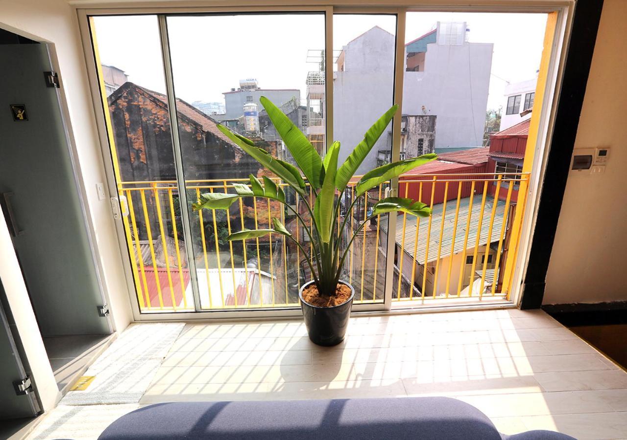 Banana * Hanoi