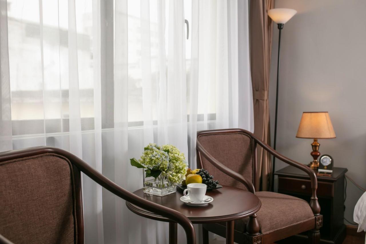 Hotel Halais 4*