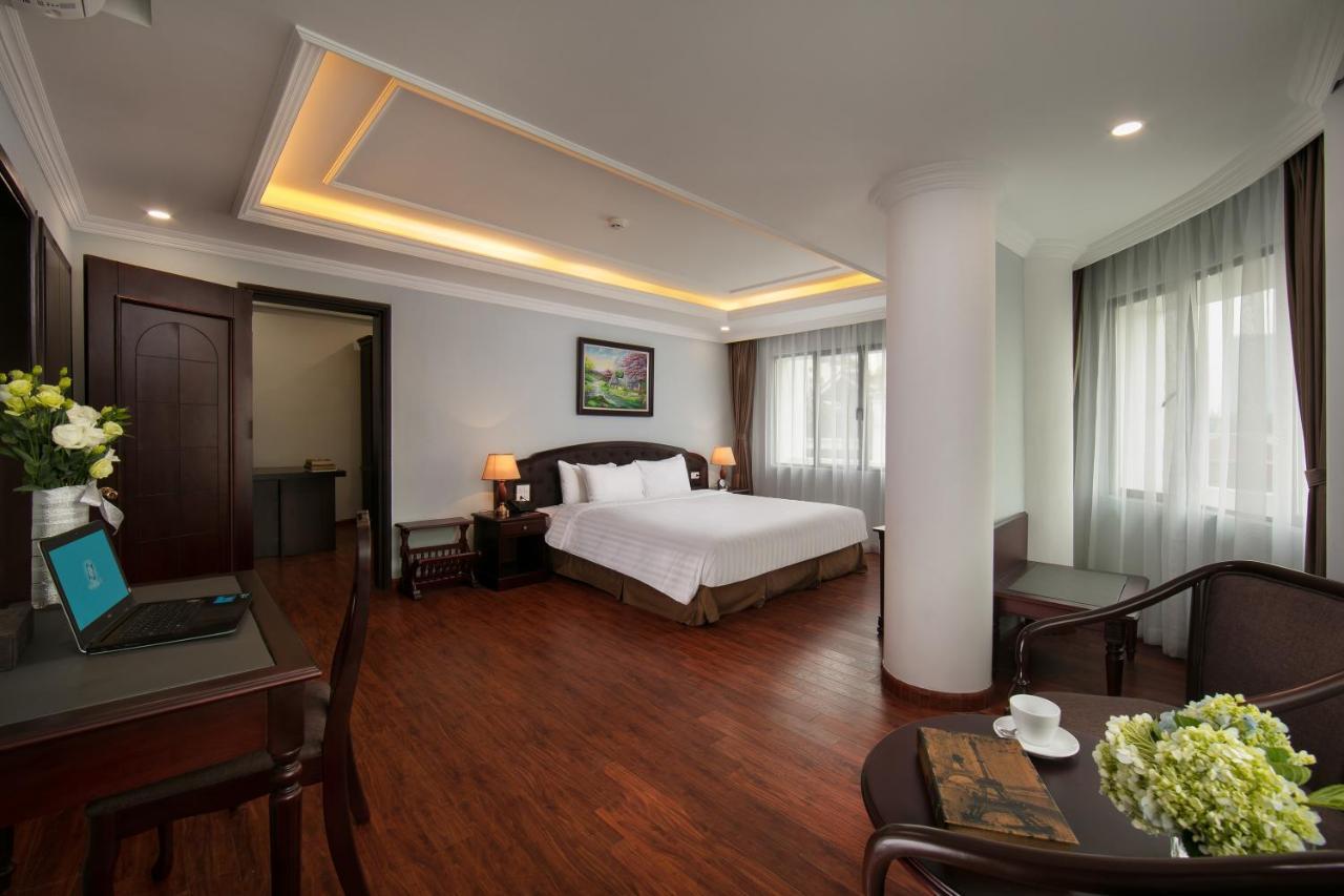 Halais Hotel
