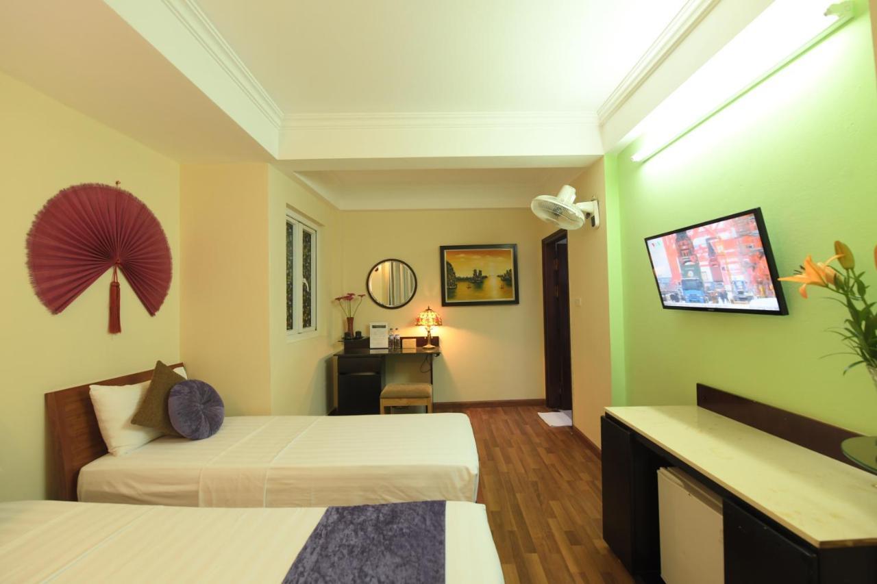 Lakeview Khách sạn 2*