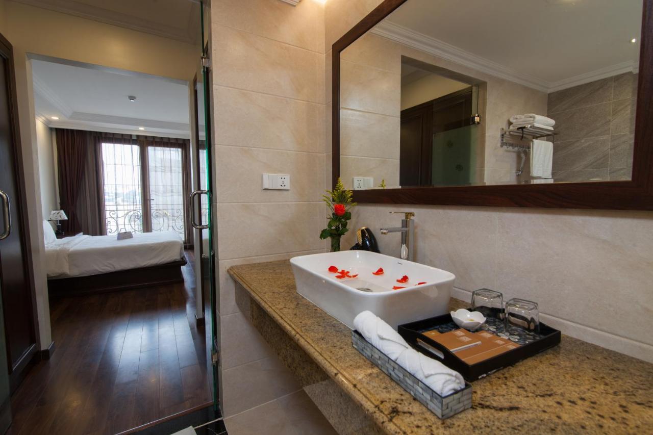 & Residences Apartment *