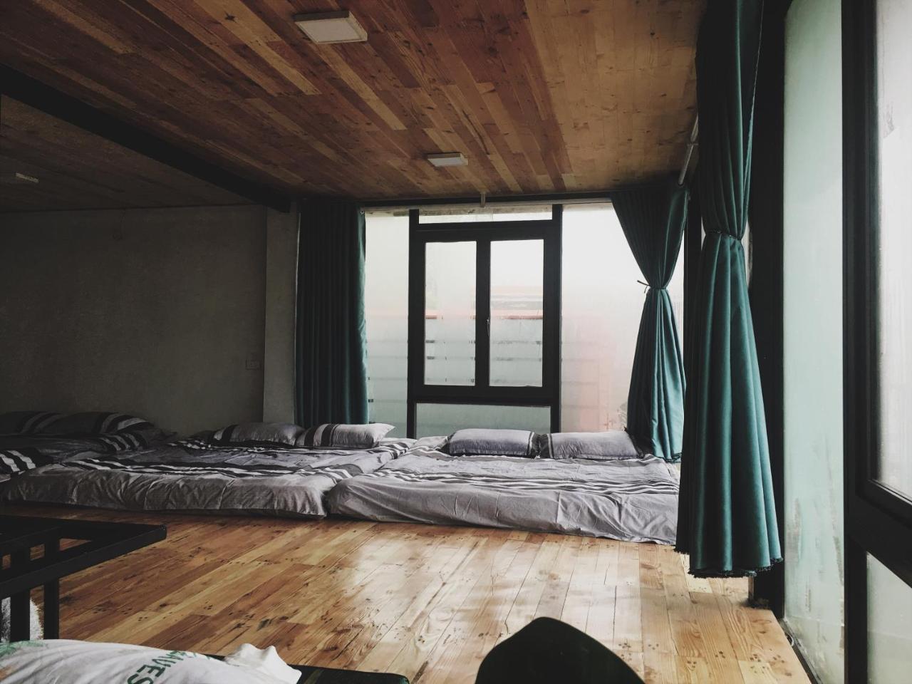 Bách Xanh House. Nhà Gác Lửng